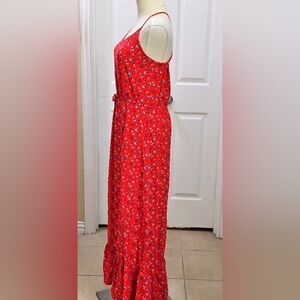 Kingston Gray Red Floral Maxi Dress NWOT Medium